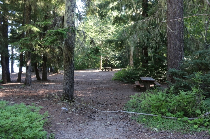 Camping in Washingtons Kachess Campground.